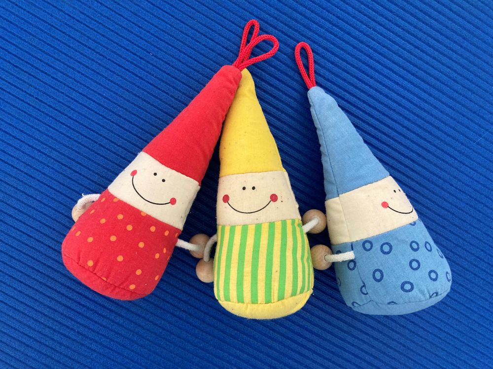 Drei Wichtelfiguren